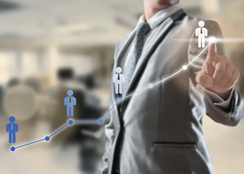  ما الذي يميز دبلومة إدارة الأعمال عن الدورات الأخرى في ريادة الأعمال؟ 